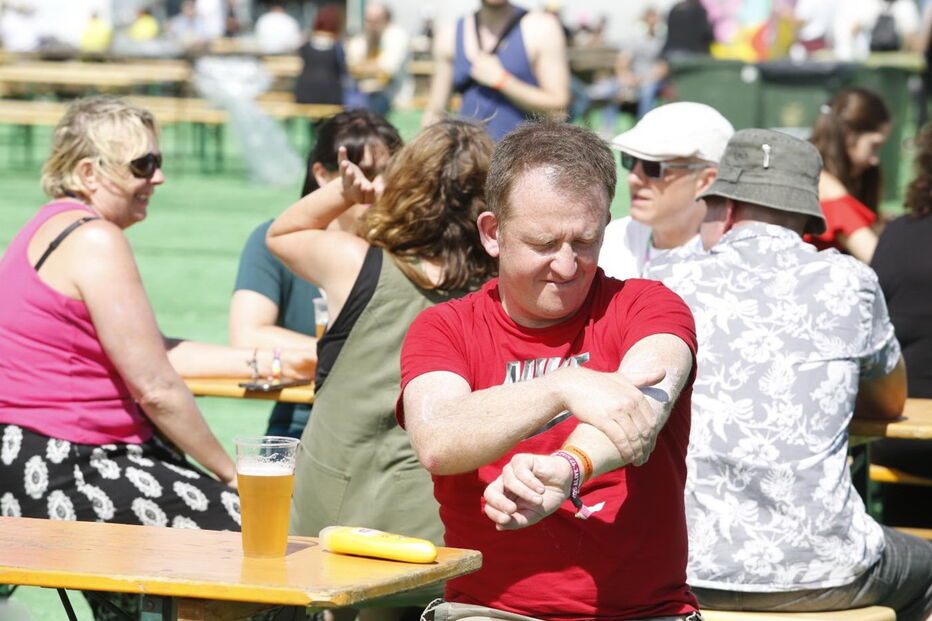 Imagens do recinto do Alive no primeiro dia do festival