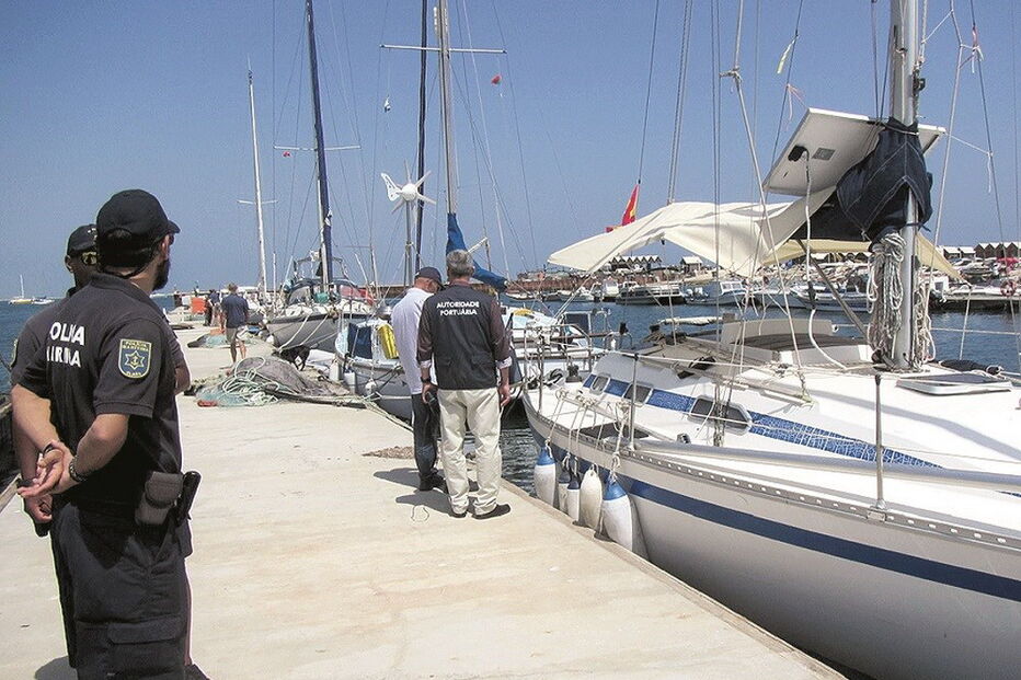 Polícia Marítima de Olhão, Autoridade Portuária, Comando, Docapesca, Ria, Pedro Nunes Ferreira, Formosa, Capitania, Porto de Olhão, Porto de Pesca da Ilha da Culatra, crime, lei e justiça, polícia, política, autoridades locais