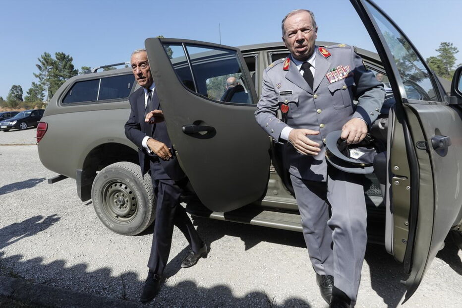 Marcelo foi a Tancos com o Ministro da Defesa, a 4 de Julho