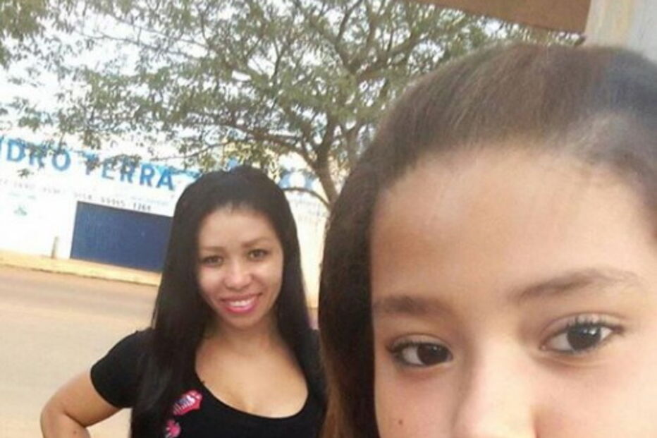 2017-07-09_13_06.55 mae e filha.PNG