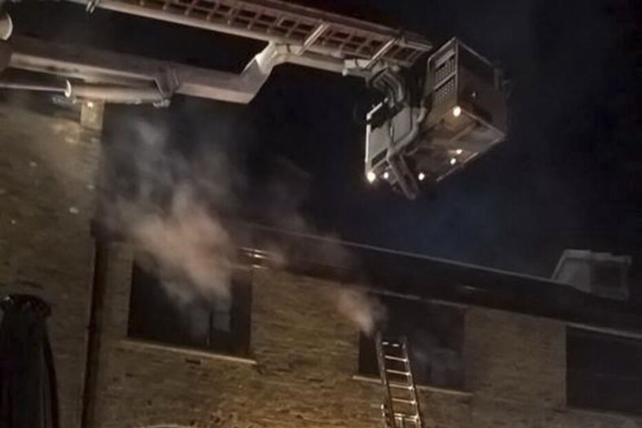 Fogo no mercado de Camden, em Londres