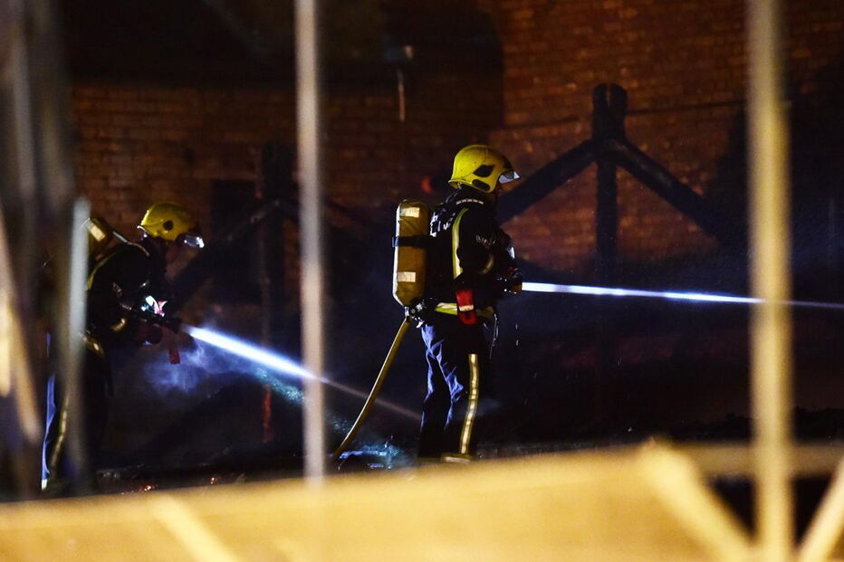 Fogo no mercado de Camden, em Londres
