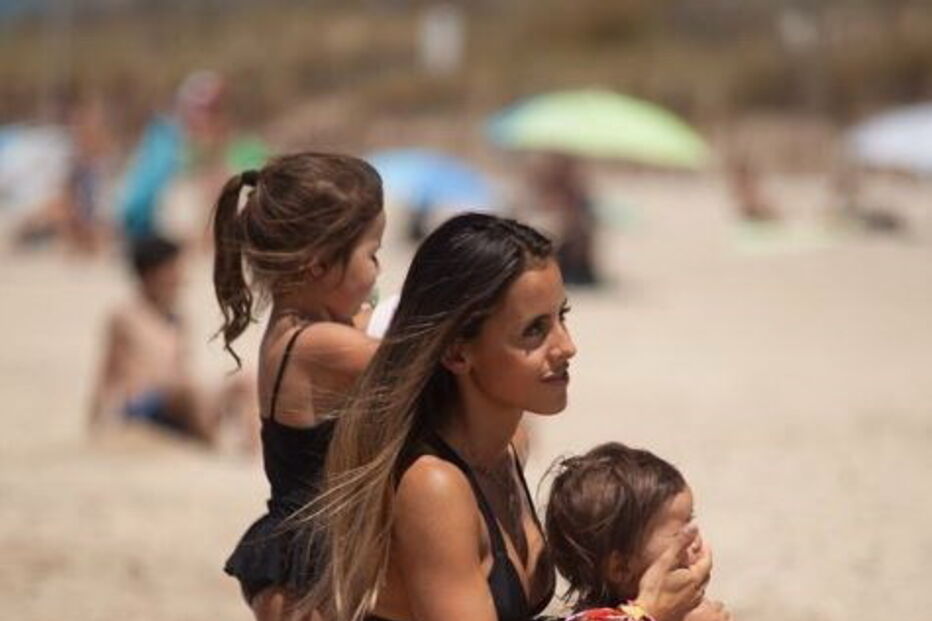 Carolina Patrocínio tem partilhado fotografias das filhas Diana e Frederica nas redes sociais