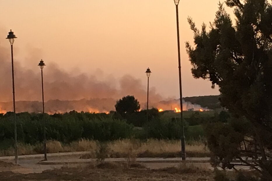 Fogo junto a resort em Vilamoura