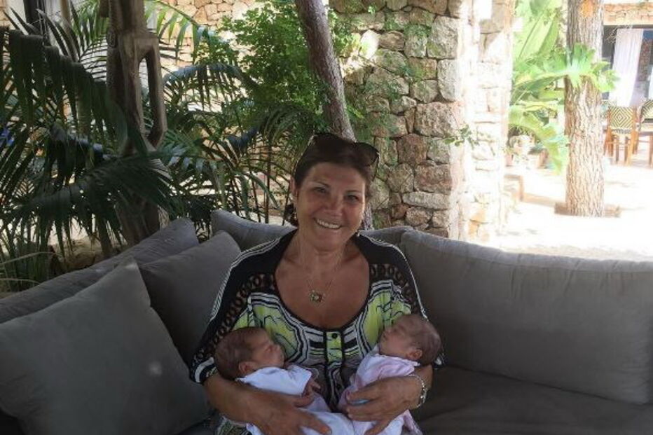 Matriarca do clã Aveiro publicou foto com Eva e Mateo