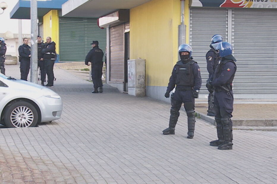 esquadra, alfragide, polícia, jovens, cova da moura, detidos, tortura, racismo