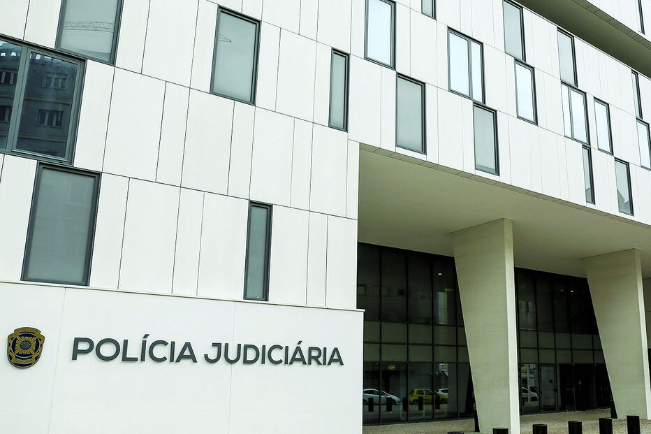 vistos gold, Ministério Público, Maria Antónia Cameira, Amoreiras, Lisboa, Portugal, Cascais, Unidade Nacional de Combate à Corrupção da Judiciária, juiz, Justiça, Brasil, Macau, Torres Vedras, SEF, crime, lei e justiça, crime económico