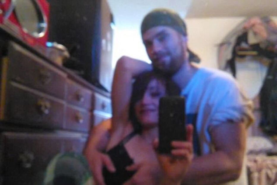 Leigh Ann Sepelyak está acusada de pegar fogo ao namorado, Grady Spencer