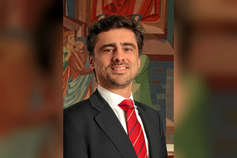 2017-07-13_11_26.50 Tiago-Antunes-560x840.jpg