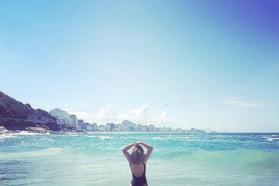 Katia Aveiro, silhueta, corpo, elegante, sensual, sexy, férias