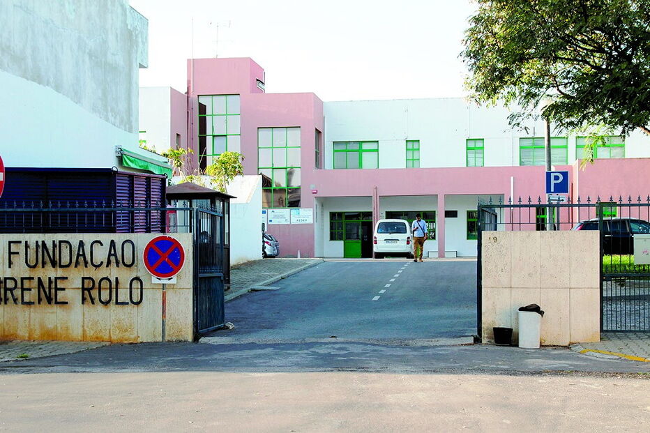 Fundação Irene Rolo é uma instituição de solidariedade social e apoia pessoas com deficiência e incapacidades  