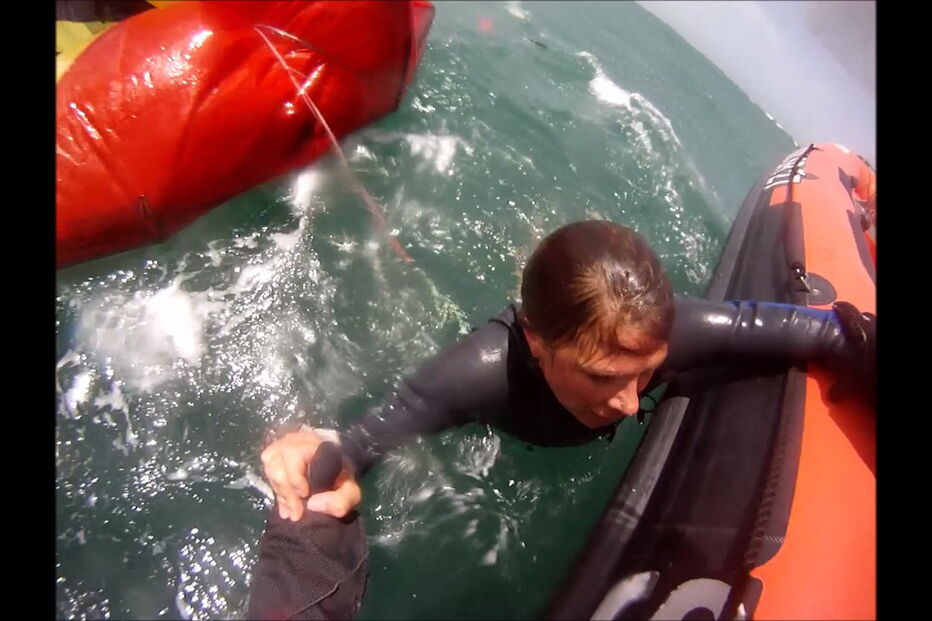 Kitesurfista alemã resgatada na Ericeira