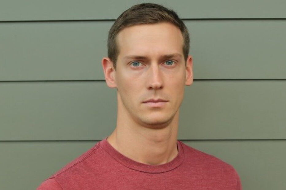 John Bernecker, de 33 anos