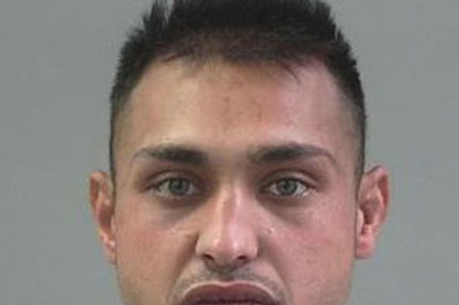 Os pais, Miller Costelo, de 25 anos e Brenda Emile, de 22 estão acusados de matar a filha bebé de três anos