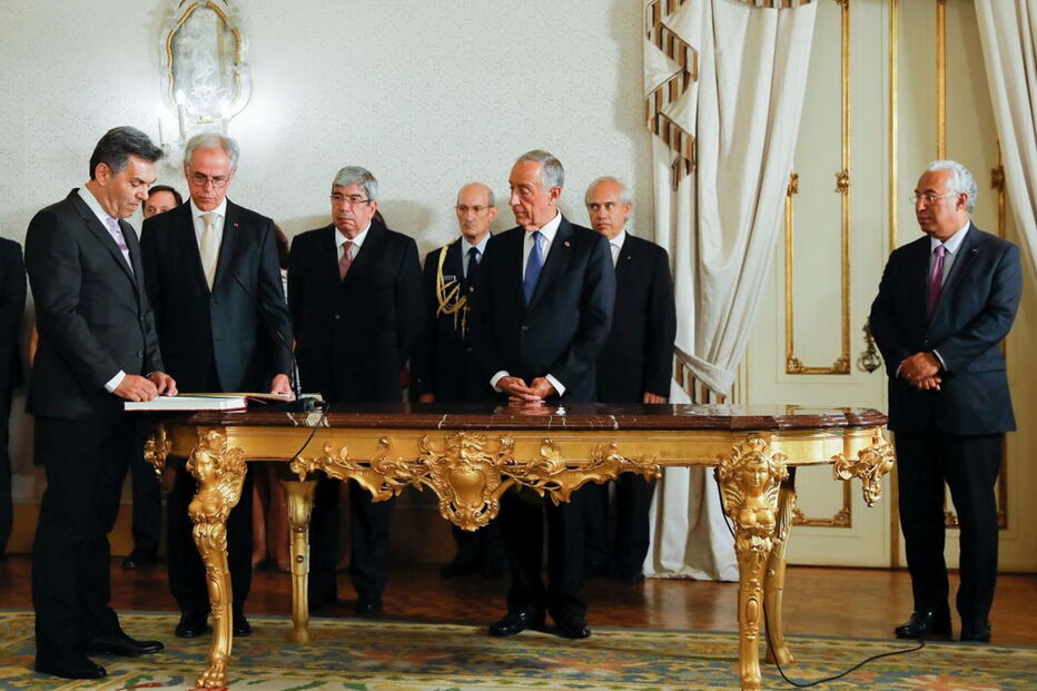 Emprego Público, Presidente da República, Tiago Antunes, António Costa, Lisboa, Marcelo Rebelo de Sousa, Governo, Estado, Ana Paula Zacarias, Palácio de Belém, primeiro-ministro, Miguel João de Freitas, executivo (governo), primeiro-ministro, Miguel João de Freitas, Sala dos Embaixadores do Palácio, Assuntos Europeus, Eurico Brilhante Dias, Habitação, Internacionalização, Presidência do Conselho de Ministros, ministro do Ambiente