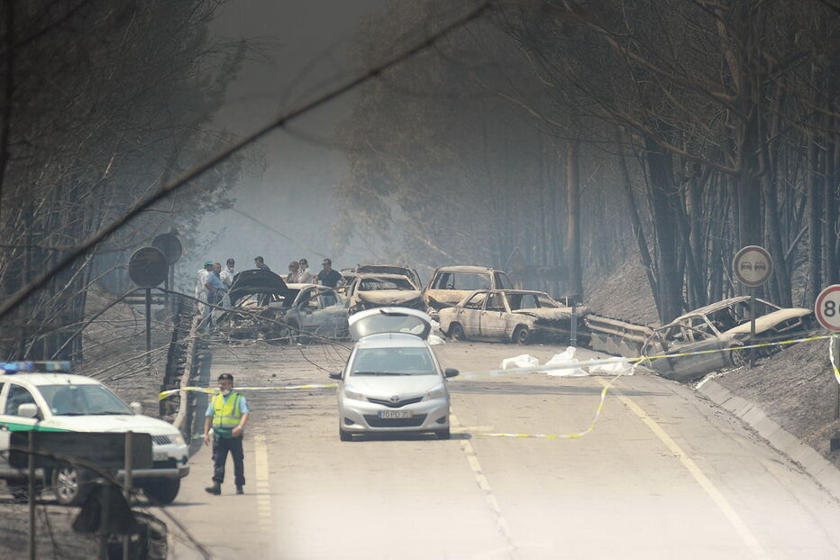 Maioria da vítimas da tragédia de Pedrógão Grande perdeu a vida na malograda Estrada Nacional 236, apelidada agora como a estrada da morte 