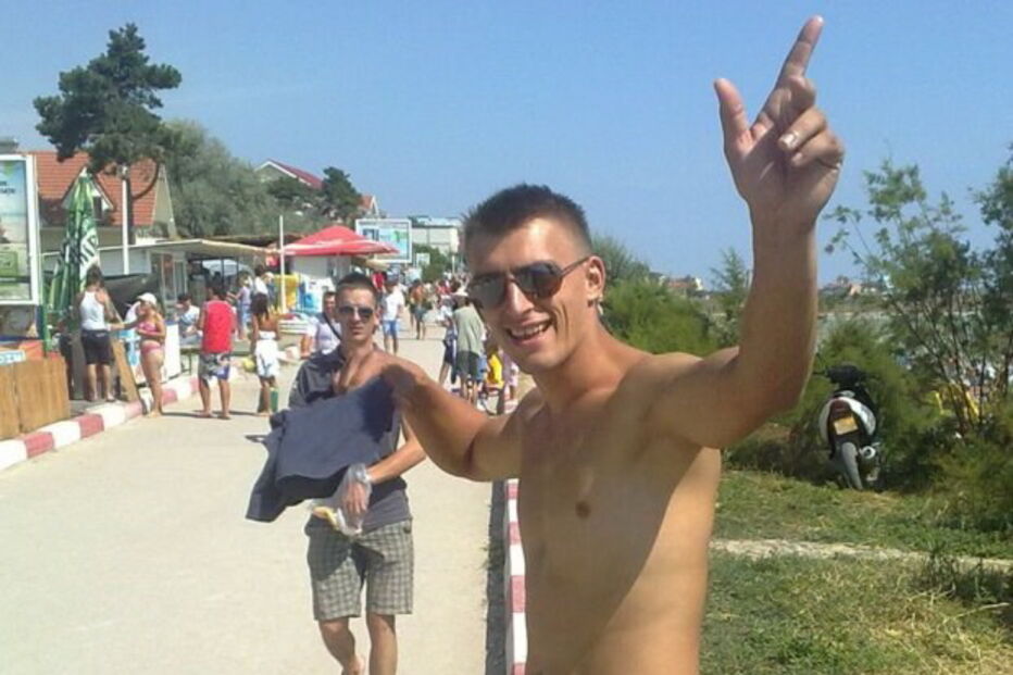 Vítima de ácido, Inglaterra, Daniel Rotariu