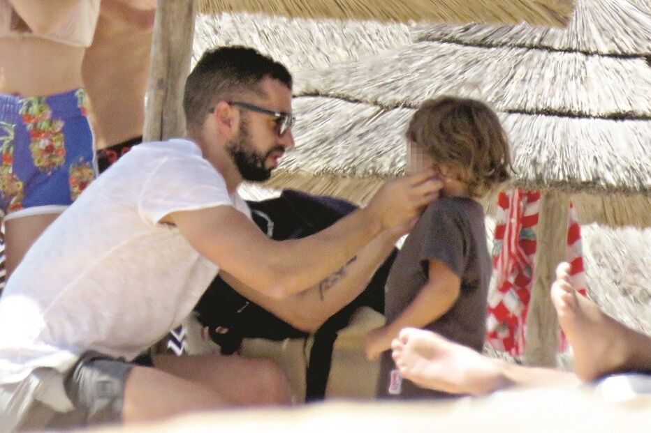 Simão com a família em Albufeira