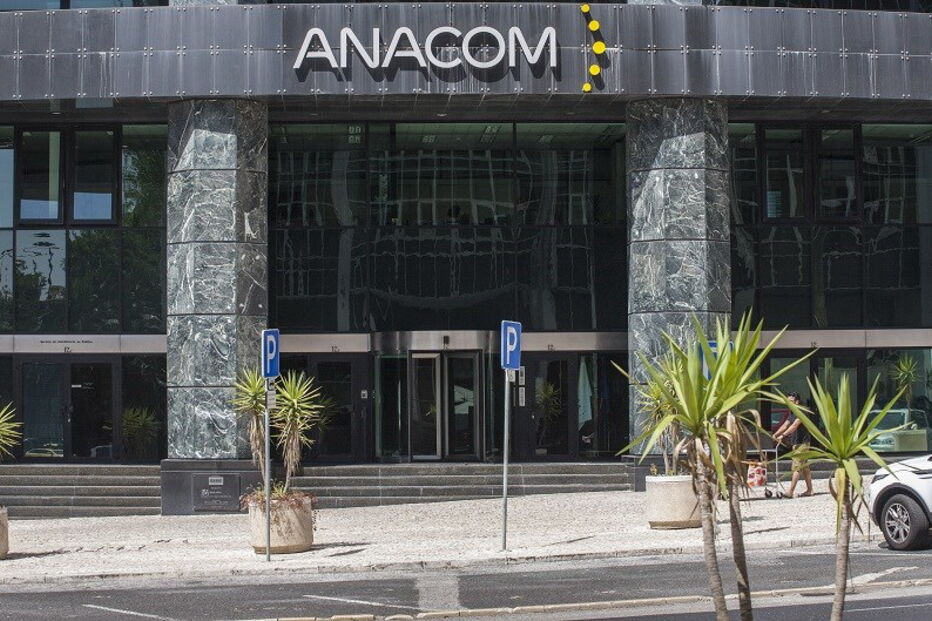 Fundo de Compensação do Serviço Universal, FCSU, Autoridade Nacional de Comunicações, Anacom, Relatório e Contas, MEO, Vodafone, Cabovisão, Estado, economia, negócios e finanças, tecnologias de informação, telecomunicações
