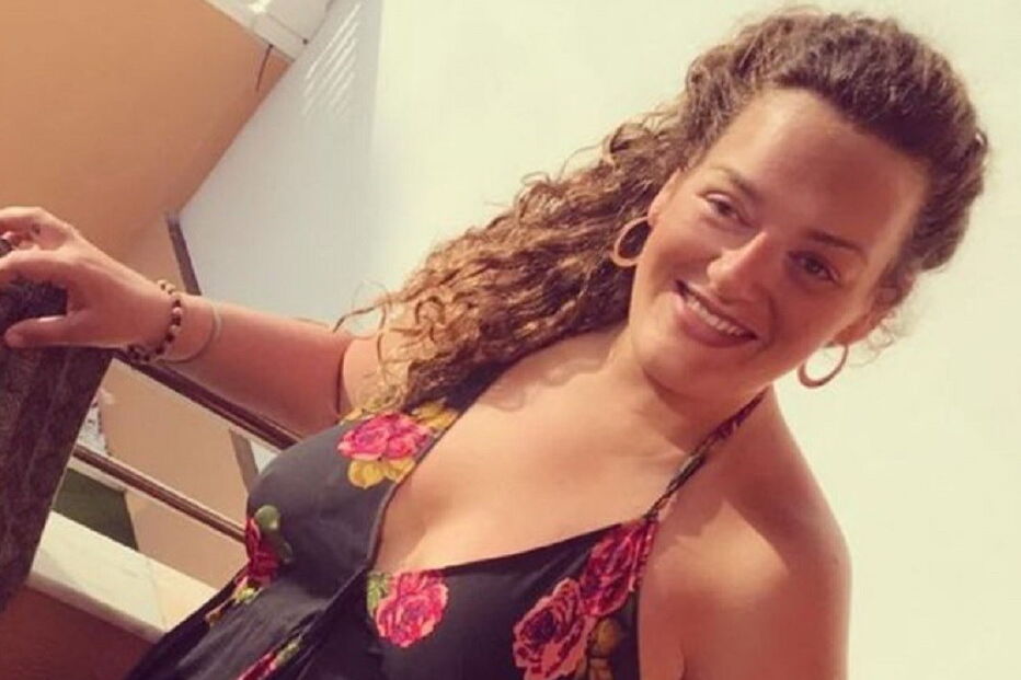 Ela não sabia porque é que os seus pés e mãos não paravam de crescer