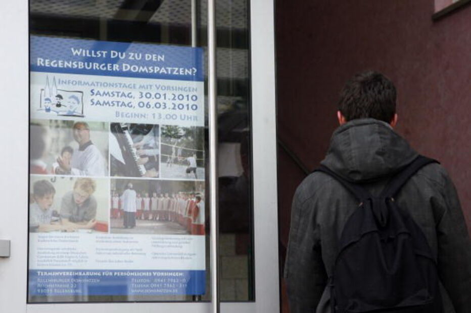 O famoso coro católico alemão de Regensburg