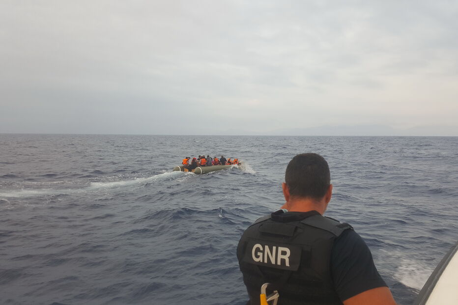 GNR resgata 47 migrantes na Grécia