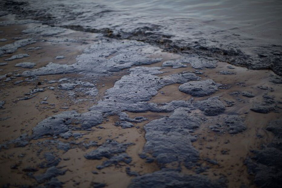 Kingston, Agência de Planeamento e Meio Ambiente da Jamaica, Companhia Estatal de Petróleo da Jamaica, Petrojam, Nepa, acidentes e desastres, economia, negócios e finanças, energia, petróleo e gás (extração)