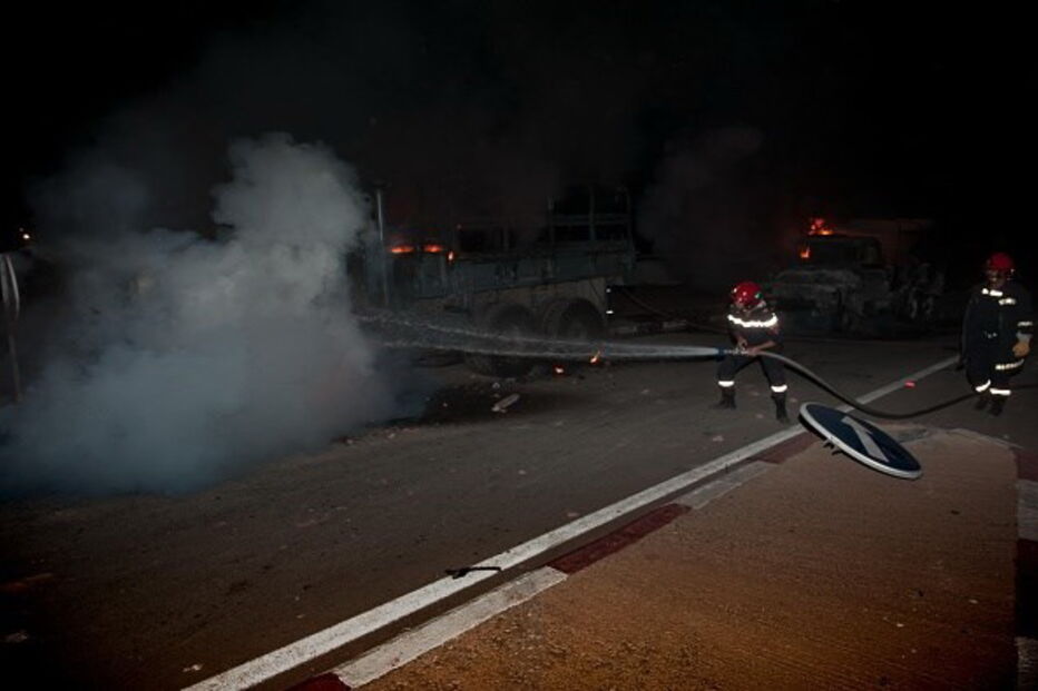 Confrontos entre polícia e manifestantes fazem dezenas de feridos em Marrocos