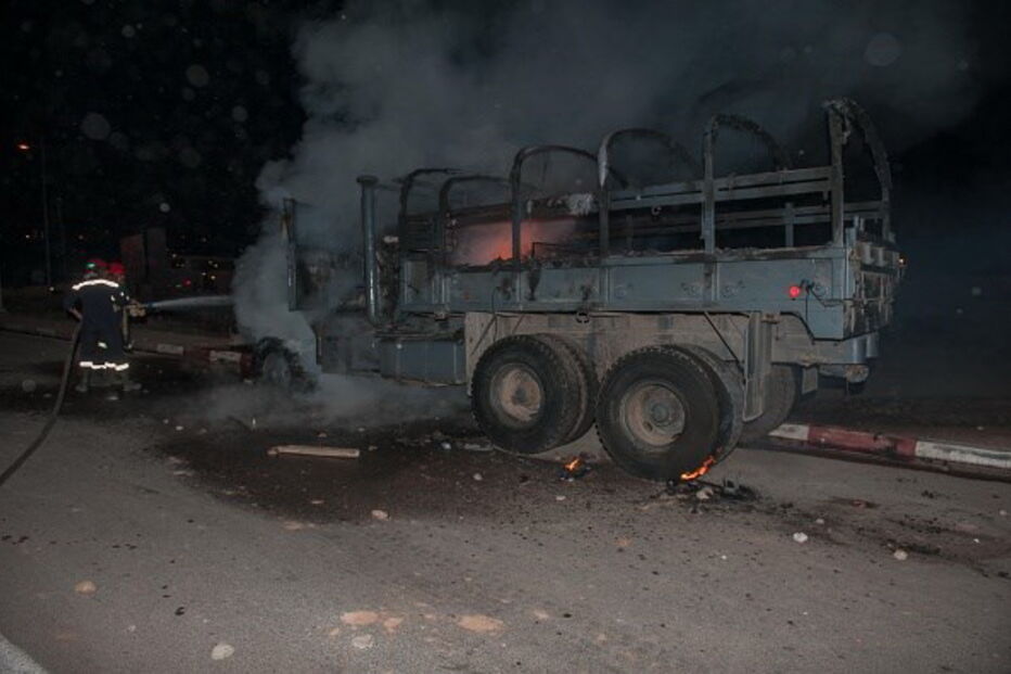 Confrontos entre polícia e manifestantes fazem dezenas de feridos em Marrocos