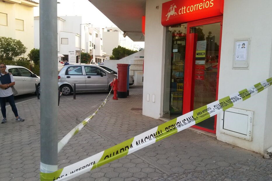 Balcão dos CTT de Olhos d’Água foi assaltado no passado dia 12 de julho e o suspeito do crime foi agora  detido pela PJ