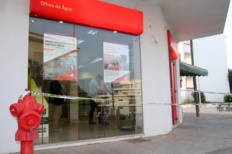 Balcão dos CTT de Olhos d’Água foi assaltado no passado dia 12 de julho e o suspeito do crime foi agora  detido pela PJ