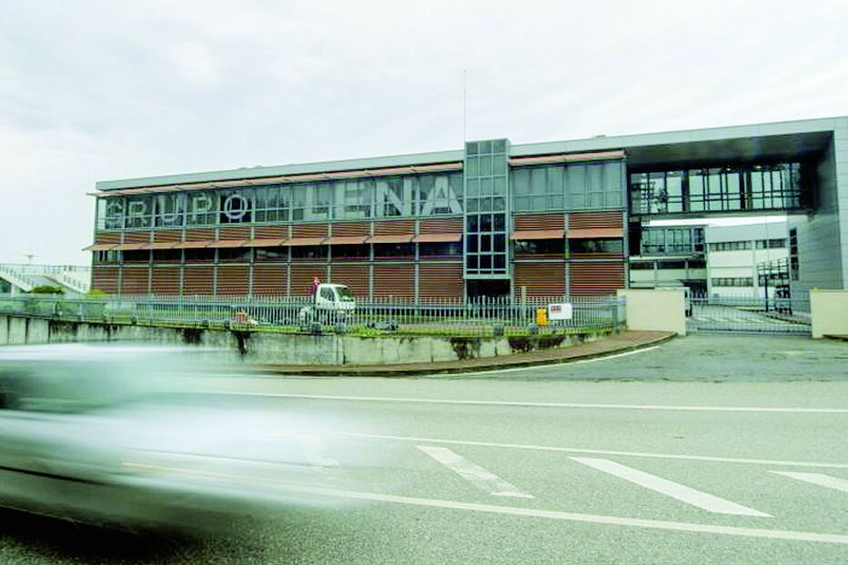 Grupo Lena, sediado em Leiria, entregou documentos da Parque Escolar   