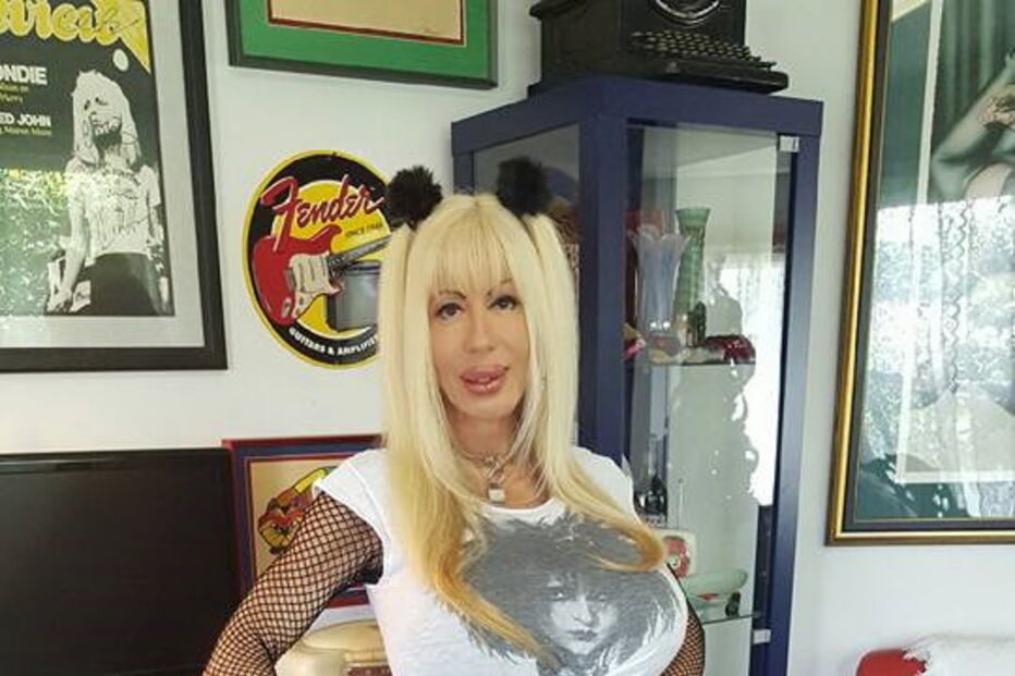 Elizabeth Starr tem 47 anos