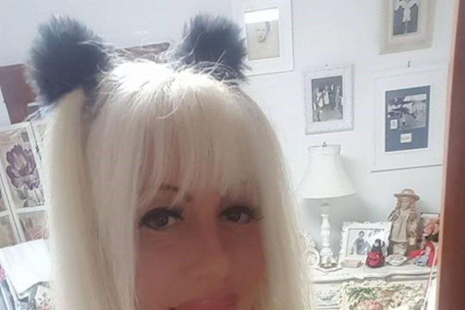 Elizabeth Starr tem 47 anos