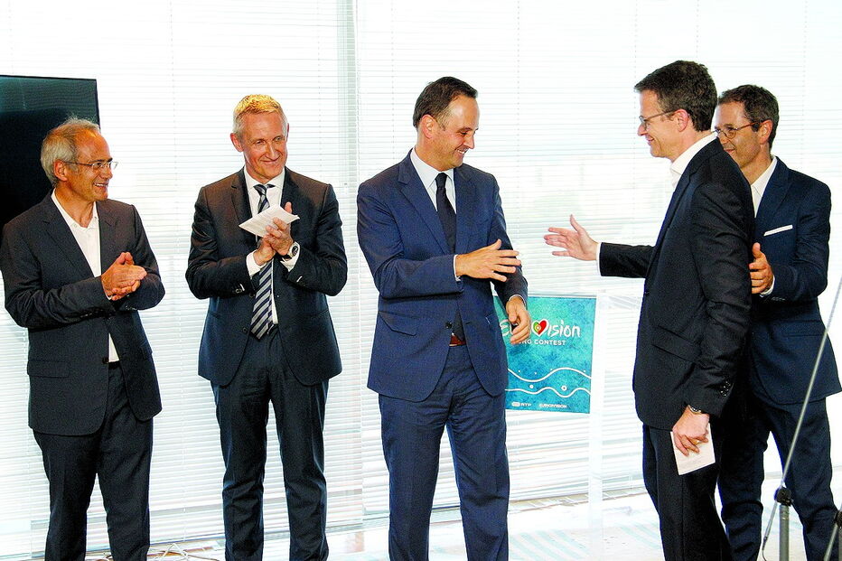Domingos Bragança, autarca de Guimarães, Jean Philip De Tender, diretor da União Europeia de Radiodifusão, Fernando Medina, presidente da Câmara de Lisboa, Gonçalo Reis, presidente da RTP, e Daniel Deusdado, diretor da RTP 1