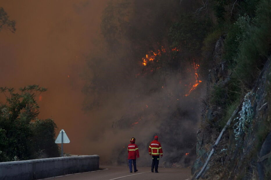 Fogo na zona de Penacova