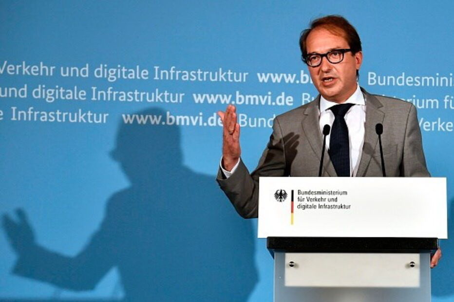 Europa, ministro dos Transportes, Alexander Dobrindt, Porsche, Cayenne, TDI, Audi, Volkswagen, Alemanha, AFP, Touareg, economia, negócios e finanças, transportes, transporte rodoviário, indústria metalomecânica e engenharia, automóvel