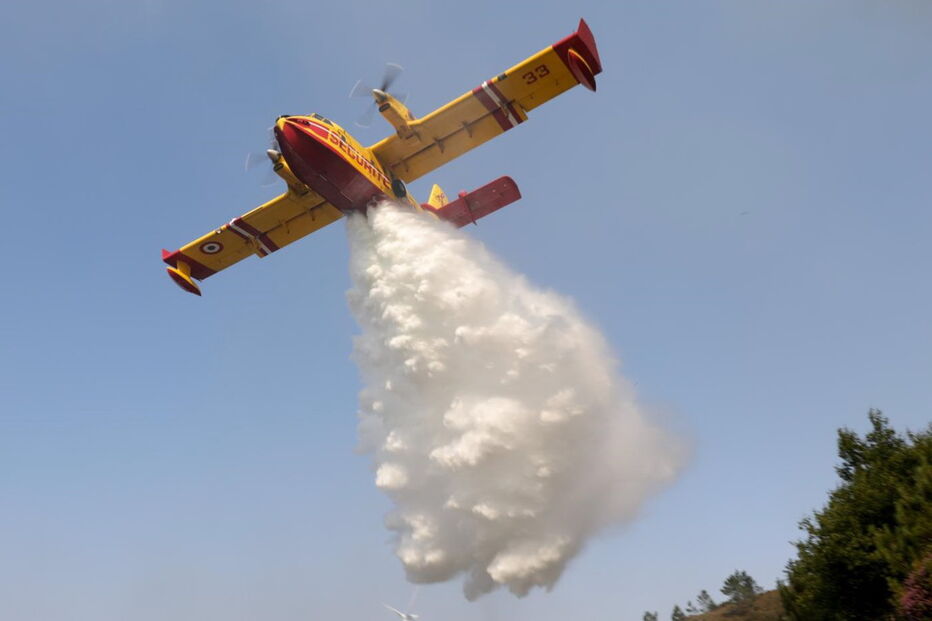 Avião de combate a fogos