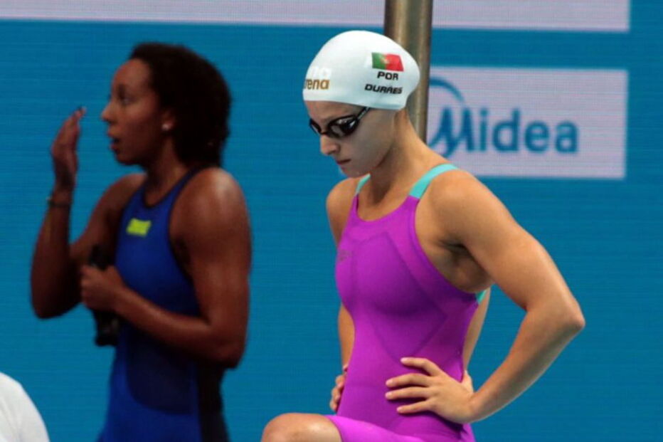 A nadadora Diana Durães