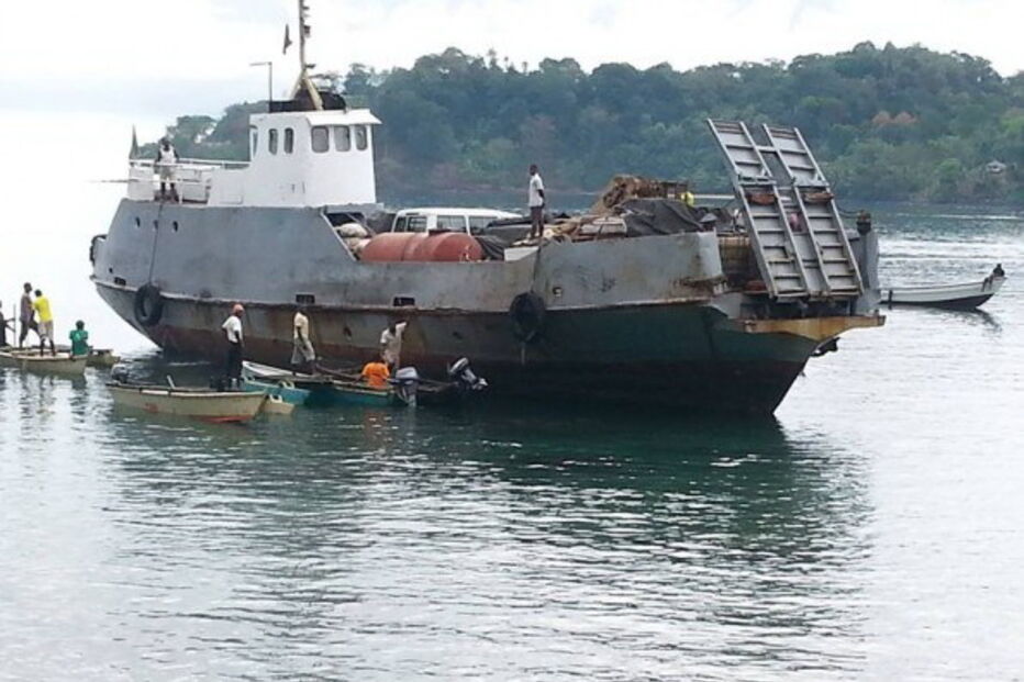 NAvio, Ferry Santo António, São Tomé e Príncipe