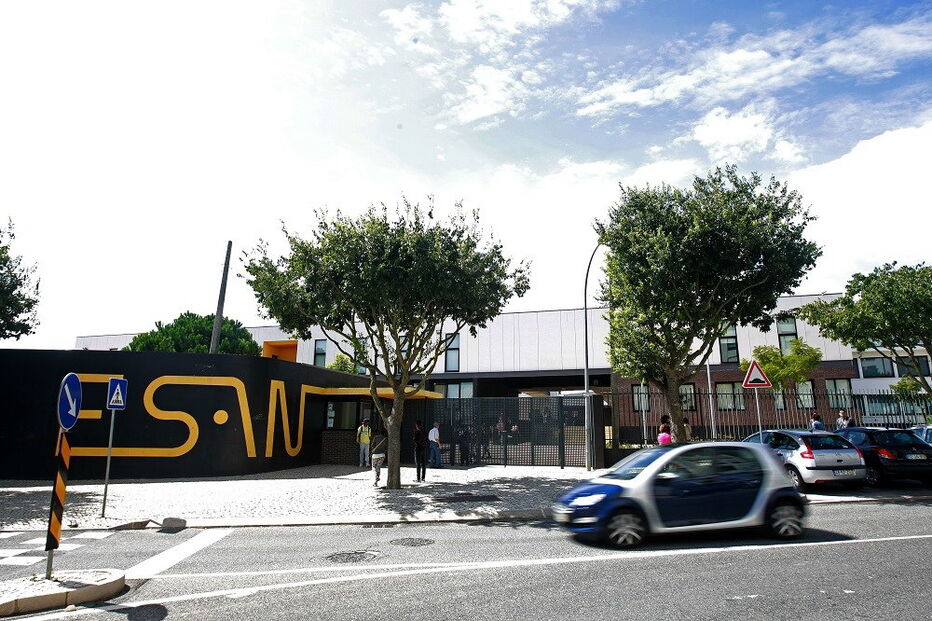 MP já está a investigar as denúncias dos castigos na escola Dr. Azevedo Neves