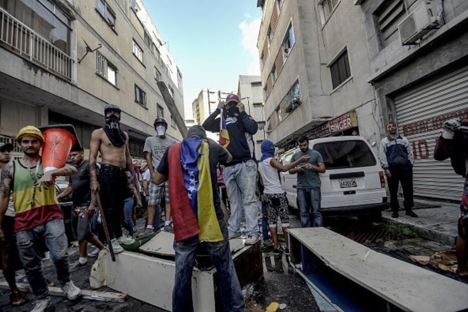 Violência em dia de eleições faz dez mortos na Venezuela