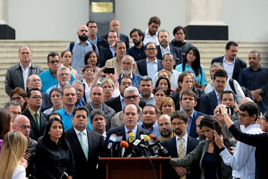 Assembleia Constituinte, Alexandre Mendonça, Pedro Faria, Assembleia Constituinte na Venezuela, diretor da Missão Católica Portuguesa, Agência Lusa, sacerdote, Este, Venezuela, Governo, Caracas, Prados, La Califórnia, Avenida Francisco de Miranda, Centro Comercial El Marques, política, questões sociais