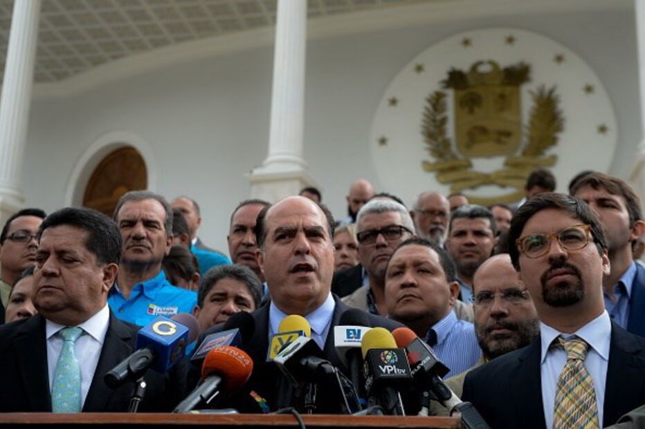 Assembleia Constituinte, Alexandre Mendonça, Pedro Faria, Assembleia Constituinte na Venezuela, diretor da Missão Católica Portuguesa, Agência Lusa, sacerdote, Este, Venezuela, Governo, Caracas, Prados, La Califórnia, Avenida Francisco de Miranda, Centro Comercial El Marques, política, questões sociais