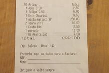 Restaurante lisboeta acusado de enganar clientes com contas exorbitantes