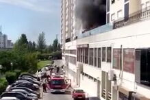 Chamas consumiram edifício em Sacavém