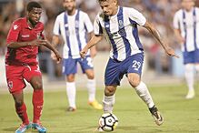 Soares foi o homem do jogo ao apontar os três golos da vitória do FC Porto na apresentação do Gil Vicente (II Liga)
