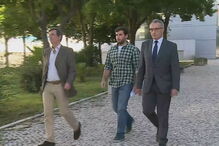 Os pilotos que aterraram na Caparica chegaram ao tribunal com o advogado (de fato)