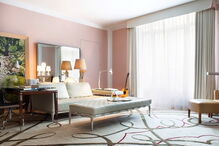 Neymar vai ficar hospedado no Le Royal Monceau, um dos melhores hotéis de Paris