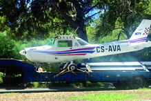 Investigadores vão fazer mais perícias à aeronave acidentada 